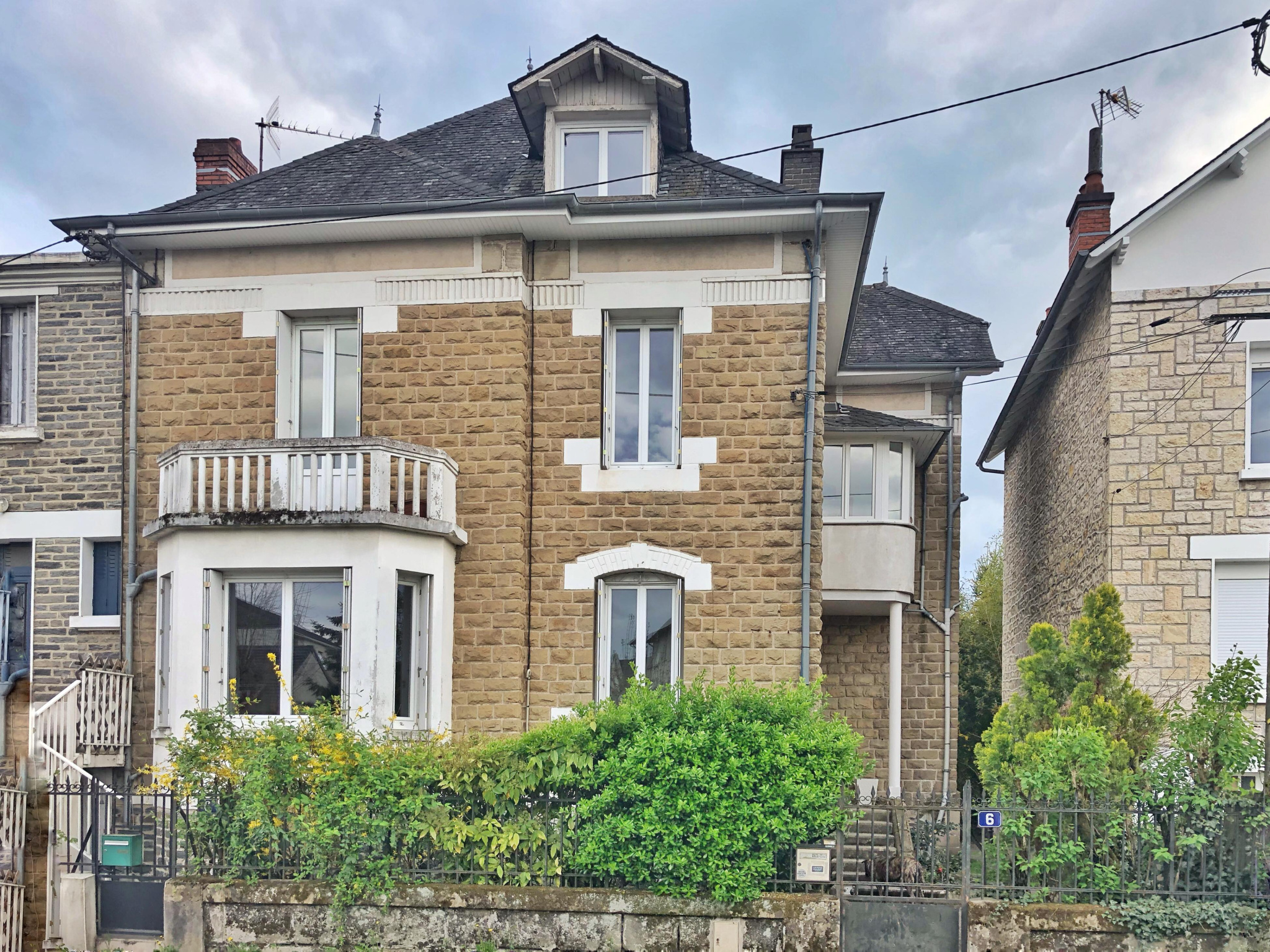vente MAISON PIERRES ANNEES 30 BRIVE LA GAILLARDE CONTACT IMMO